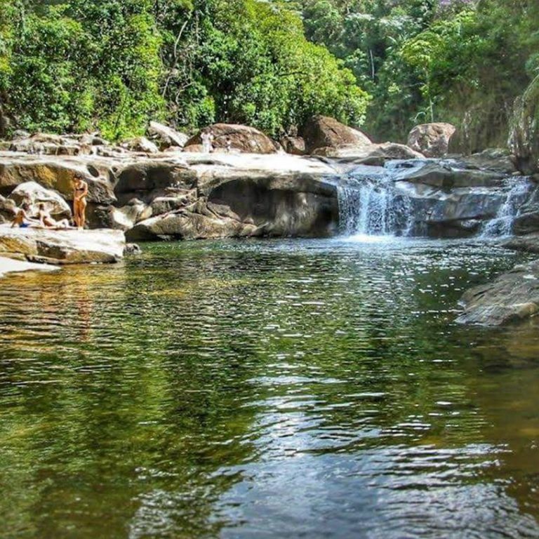 Linda Cachoeira em Alto Caparaó - Turismo natureza paisagens